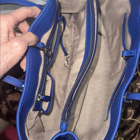 Michael Kors Royal Blue jet set travel tote - Picture 9 of 12